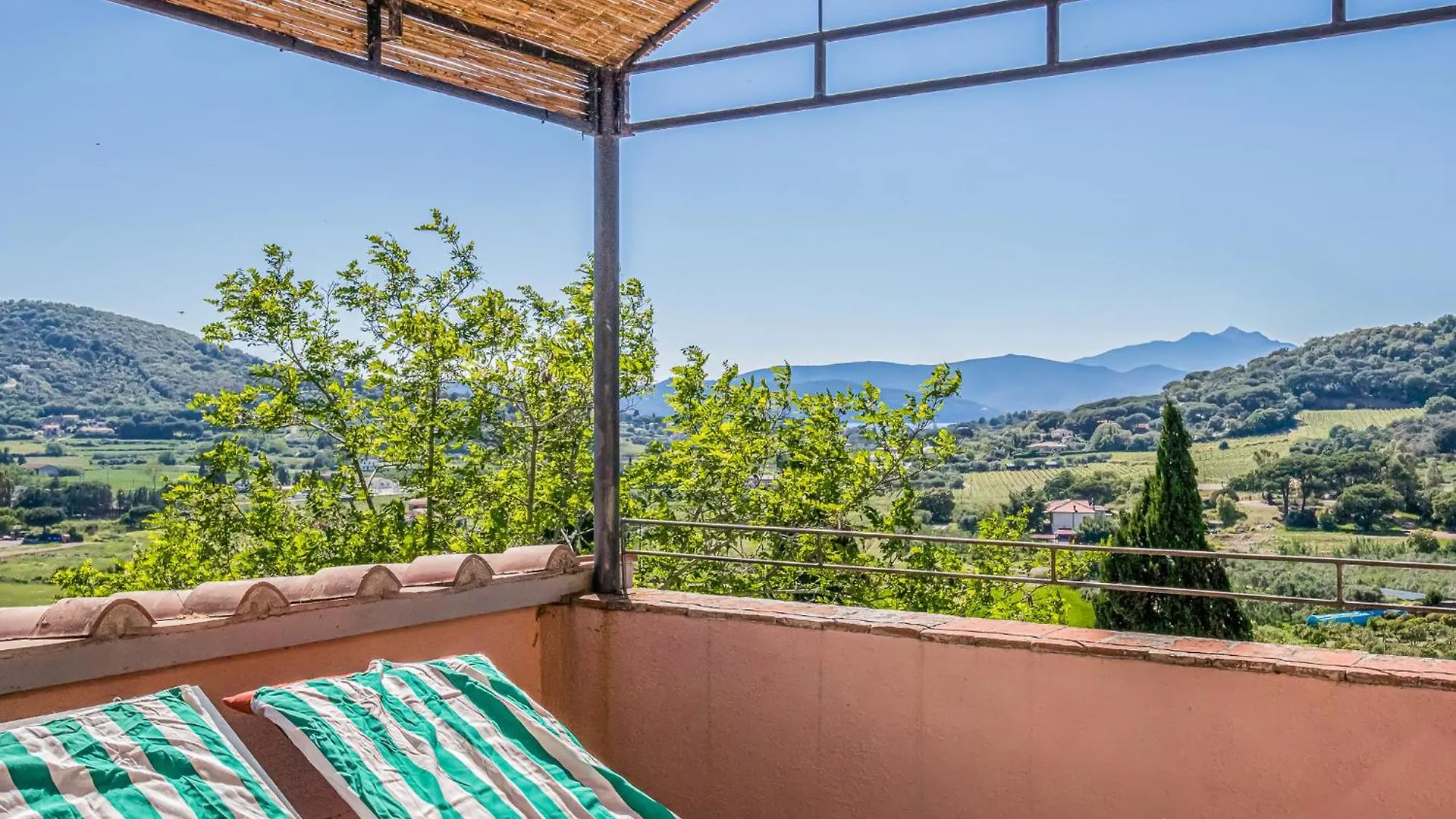 Casale Le Pitte Villa Porto Azzurro Casa vacanze