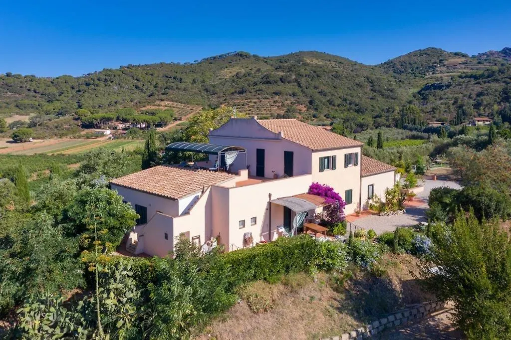 Casale Le Pitte Villa Porto Azzurro Italy
